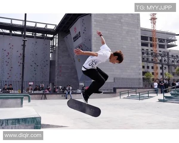 北京滑板精英赛点评：探讨北京滑板队的实力与表现分析